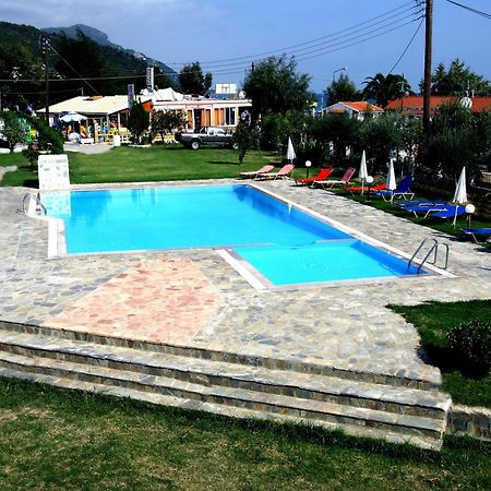 Aggelos Family Hotel Moraitika Dış mekan fotoğraf
