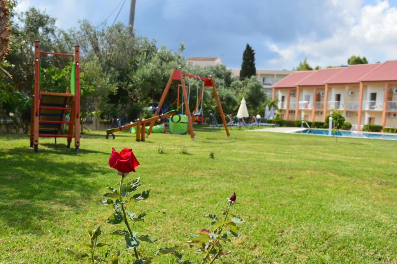Aggelos Family Hotel Moraitika Dış mekan fotoğraf