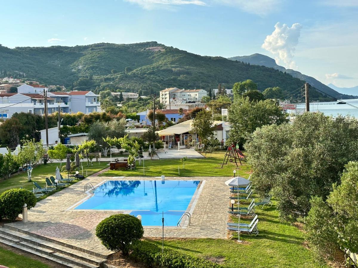 Aggelos Family Hotel Moraitika Dış mekan fotoğraf