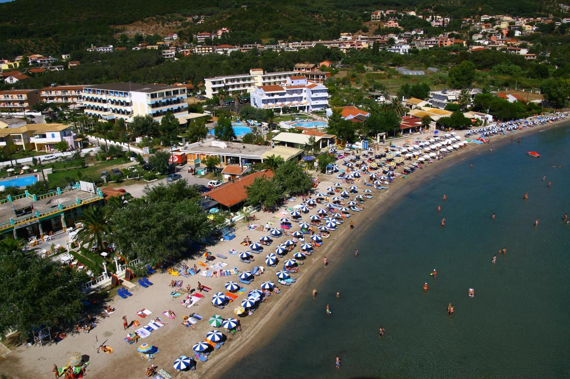 Aggelos Family Hotel Moraitika Dış mekan fotoğraf
