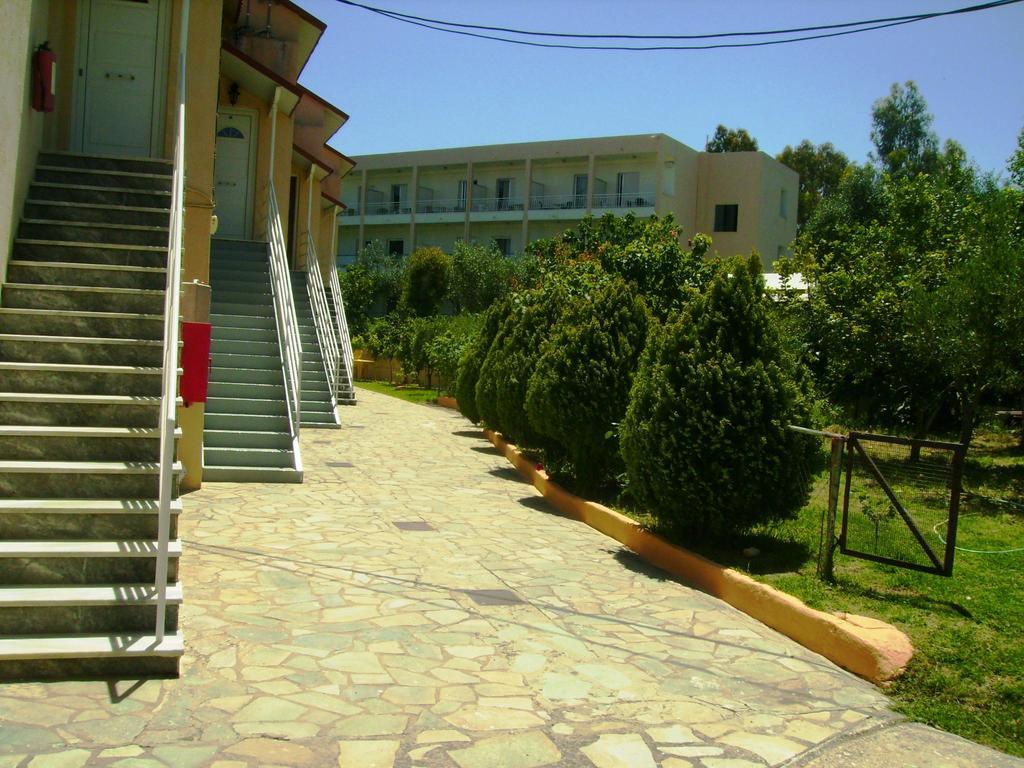 Aggelos Family Hotel Moraitika Dış mekan fotoğraf