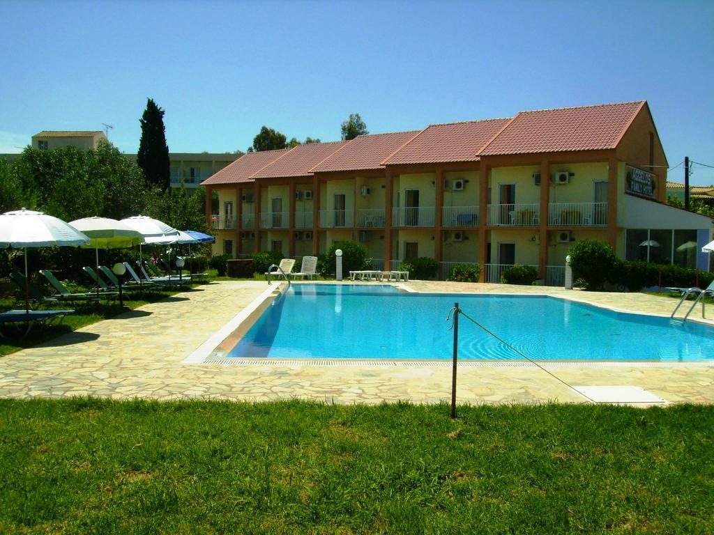 Aggelos Family Hotel Moraitika Dış mekan fotoğraf