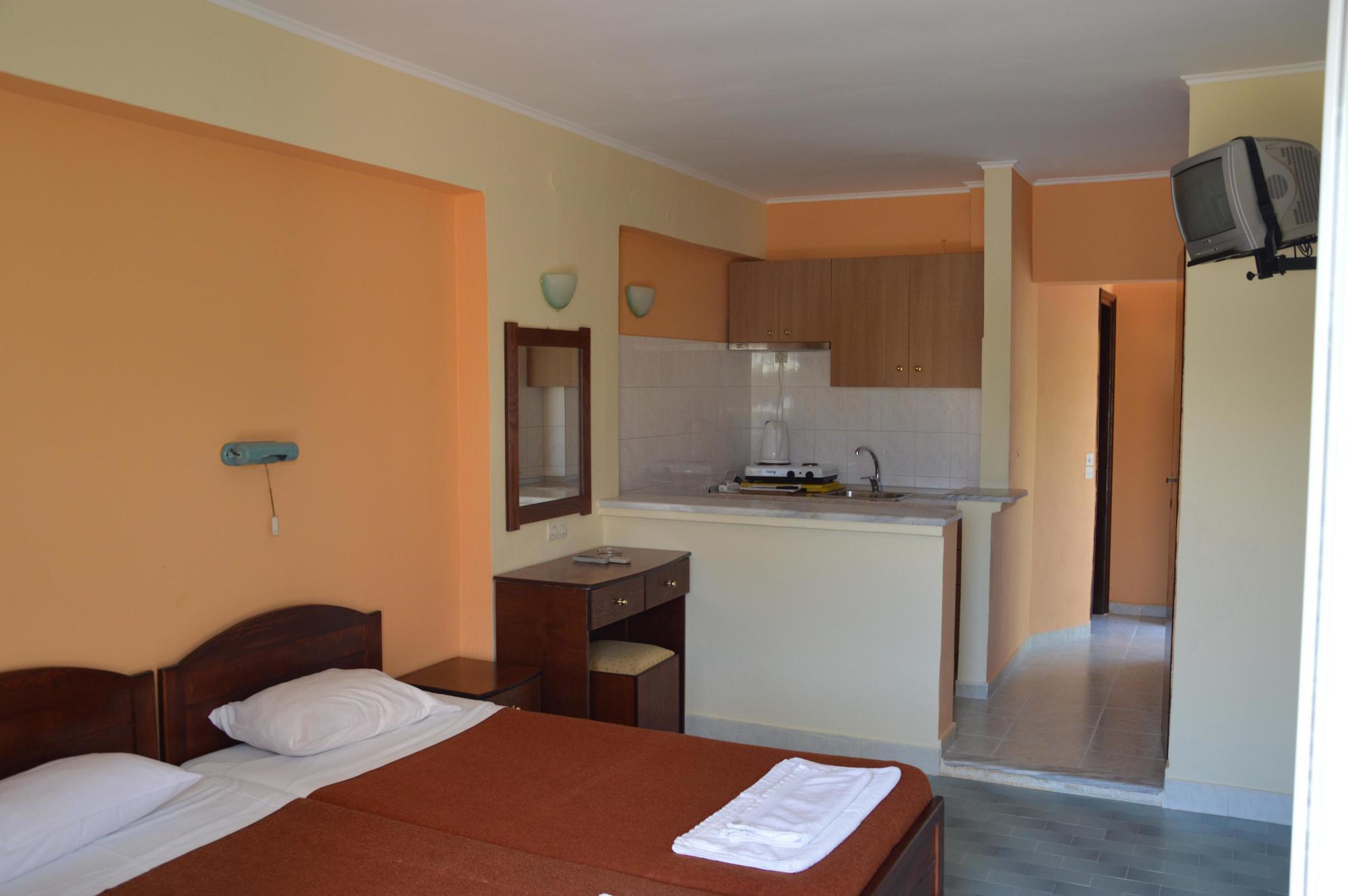 Aggelos Family Hotel Moraitika Dış mekan fotoğraf