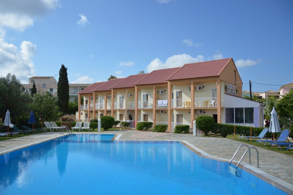 Aggelos Family Hotel Moraitika Dış mekan fotoğraf
